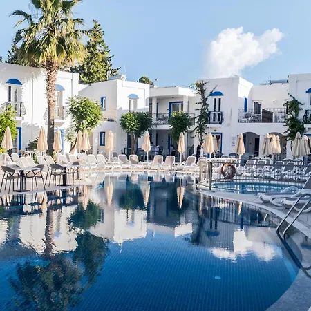 Hotel Paloma Family Club