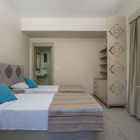 Hotel Paloma Family Club