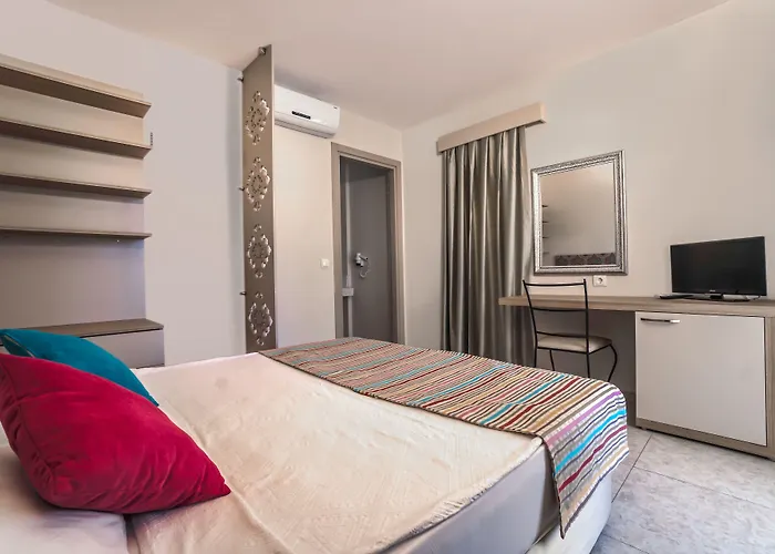 Hotel Paloma Family Club 4*