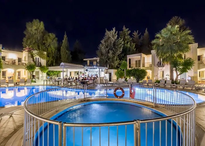 Paloma Family Club 4*