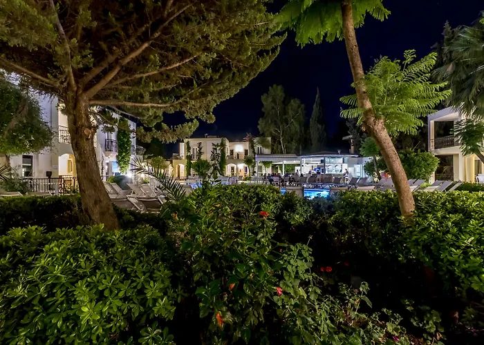 Hotel Paloma Family Club 4*